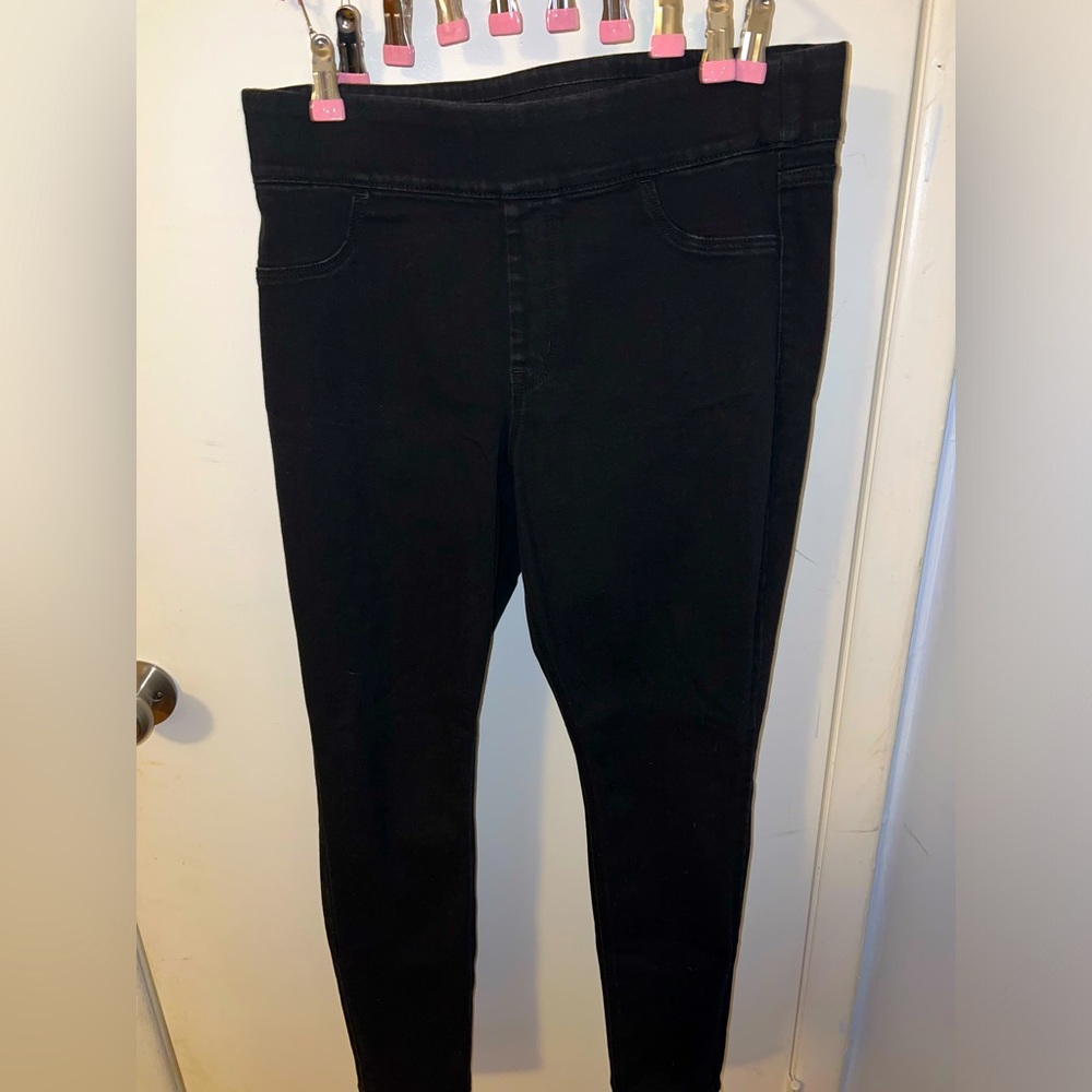 Old Navy Mid- Rise Jeggings size 14